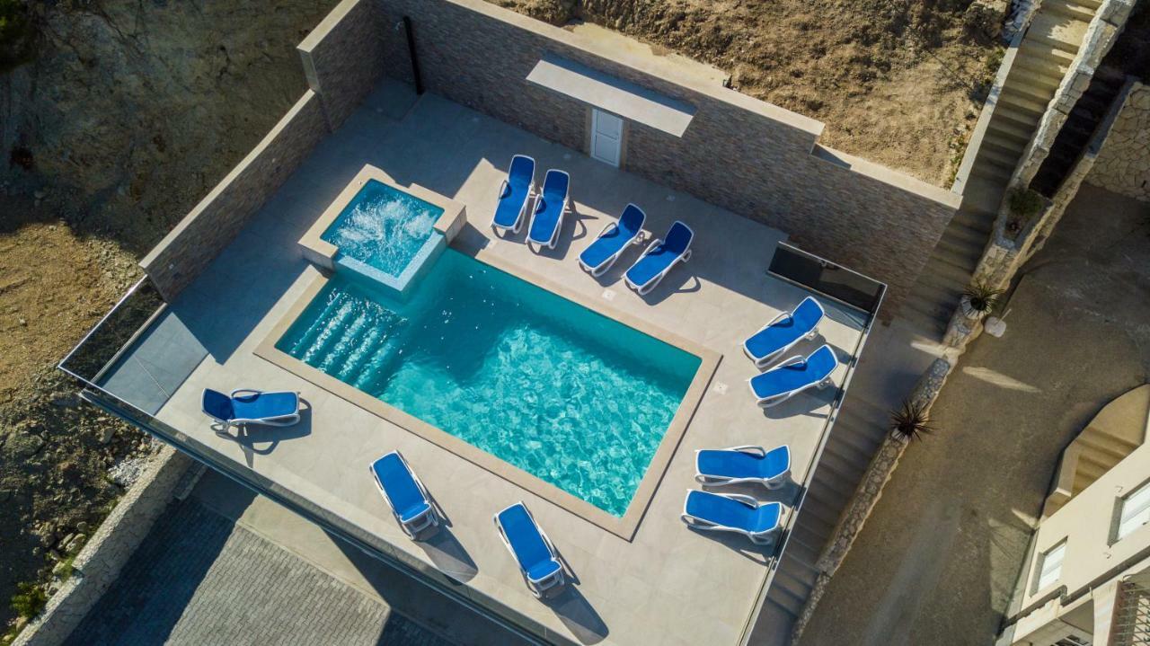 Apartments Pusic Omiš Eksteriør bilde