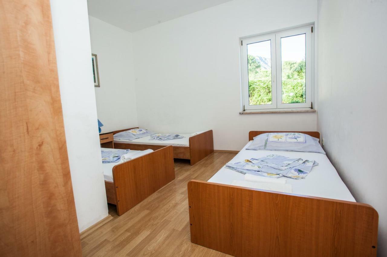 Apartments Pusic Omiš Eksteriør bilde